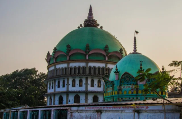 হযরত মখদুম শাহদৌলা (রহঃ): বাংলার ইসলাম প্রচারক ও আধ্যাত্মিক নেতা